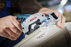 Bosch Professional GKS12V-26 (L) Akku-Kreissäge (inkl. 2x3.0Ah) (06016A1005)